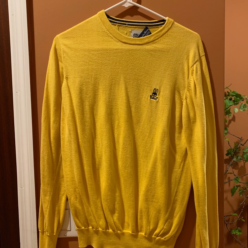 SUMMER MELLOW YELLOW SWEATER